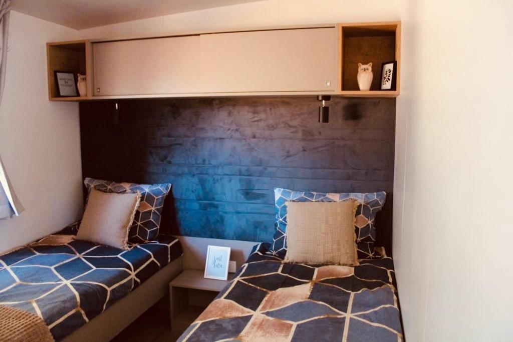 Mobile Home Peponi Del Mar, Brand New Biograd Na Moru Extérieur photo