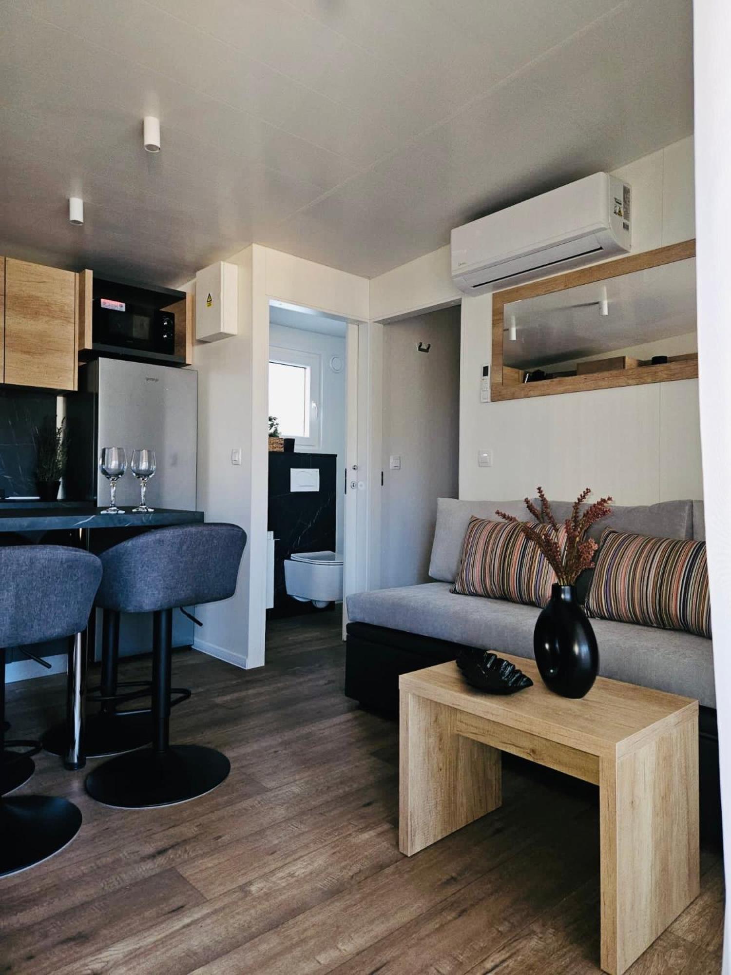 Mobile Home Peponi Del Mar, Brand New Biograd Na Moru Extérieur photo