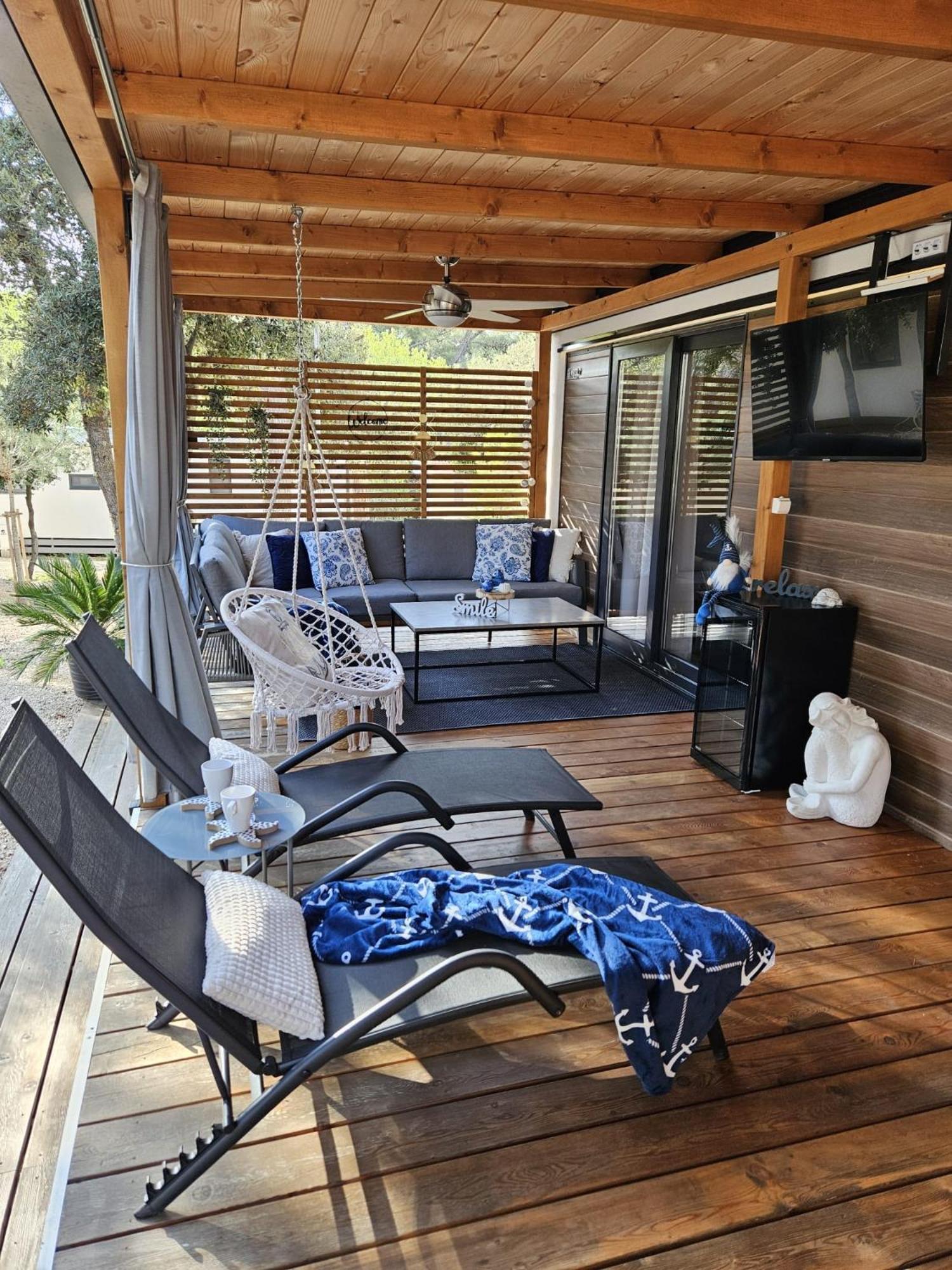 Mobile Home Peponi Del Mar, Brand New Biograd Na Moru Extérieur photo